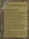 Beschreibung Veitskirche Wünschendorf am Eingang